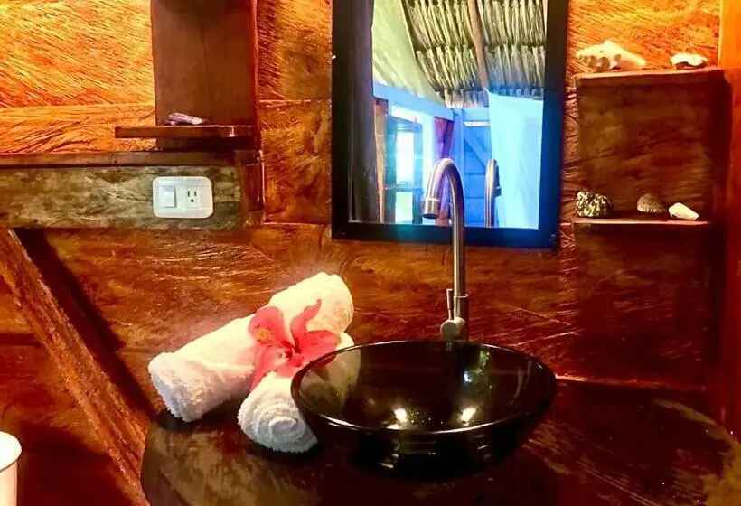 スタンダードルーム, Hostal Doble Vista