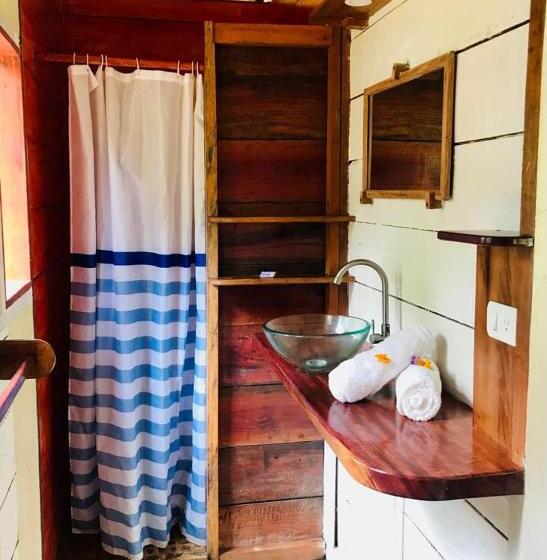 Шале 1 Спальня, Hostal Doble Vista