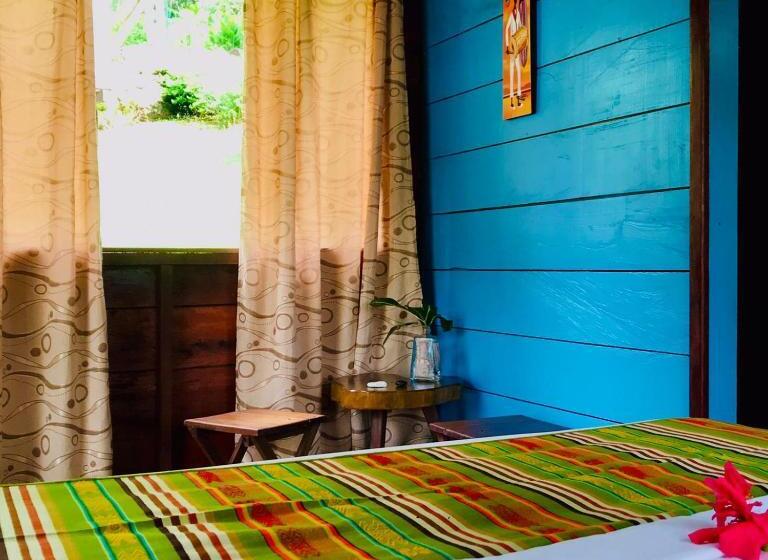 Шале 1 Спальня, Hostal Doble Vista