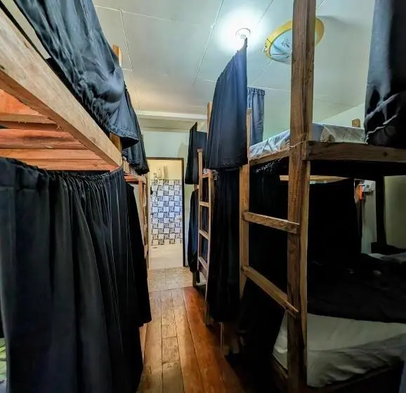 Deluxe-perhehuone, Screaming Gecko Hostel