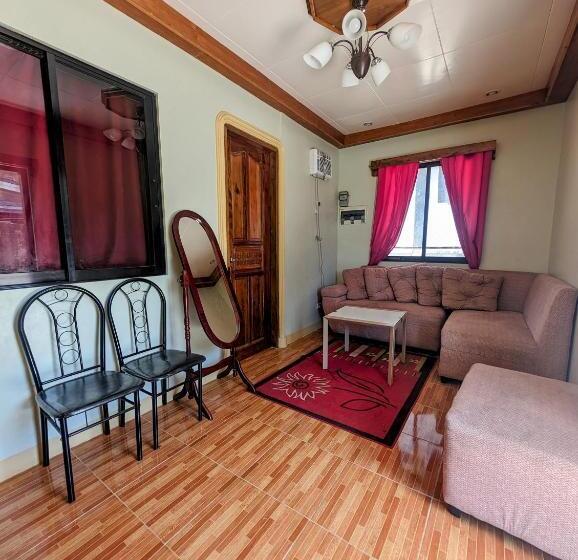 آپارتمان 2 خوابه, Screaming Gecko Hostel