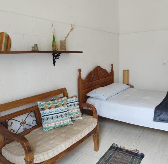 デラックススタジオ, Hostel E Pousada Dom Bosco