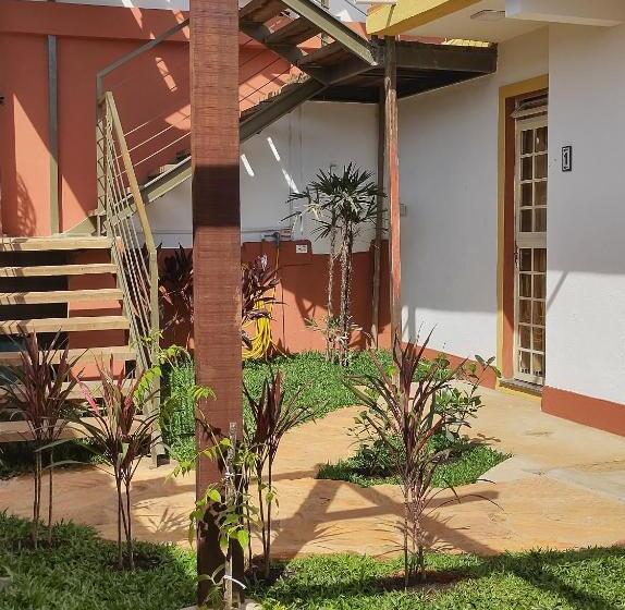 スタンダードスタジオ, Hostel E Pousada Dom Bosco