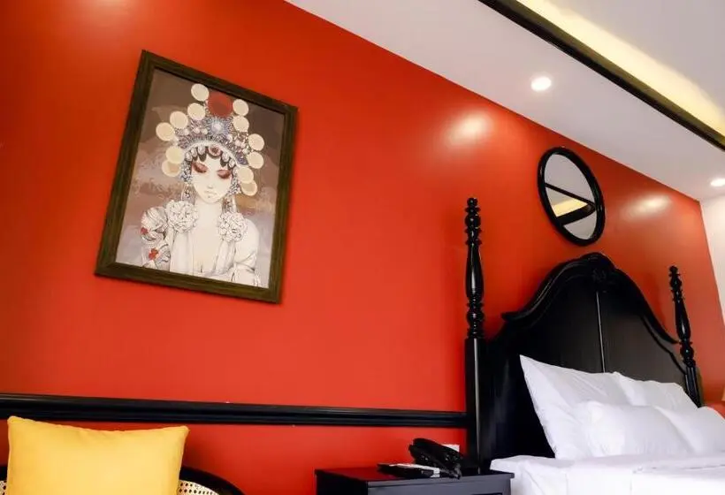 اتاق استاندارد با تخت بزرگ, The Fancy House
