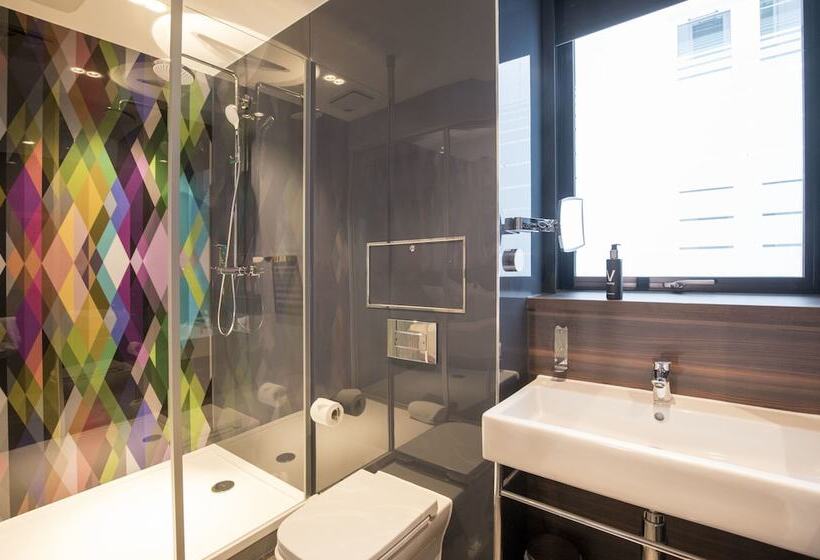 Номер Стандарт, Village Hotel Basingstoke