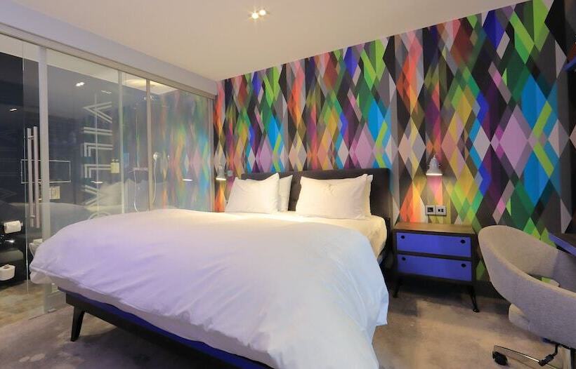 Номер Стандарт, Village Hotel Basingstoke