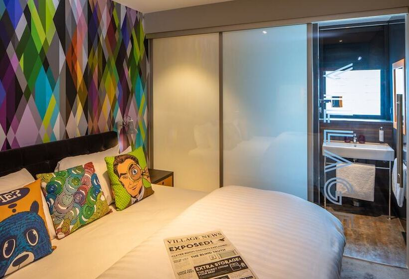 Номер Стандарт, Village Hotel Basingstoke