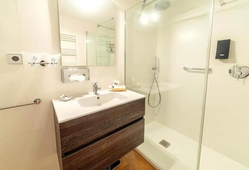 بانگلوی استاندارد, Paradise Residencial