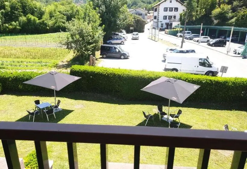 اتاق استاندارد, Pension Paloma   Oiartzun