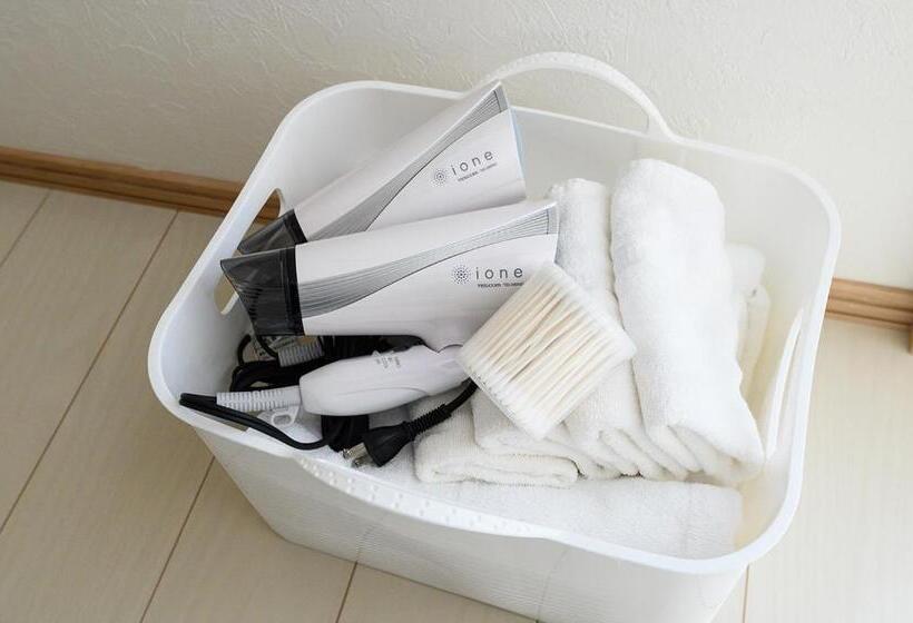 חדר משפחתי, Sakura93