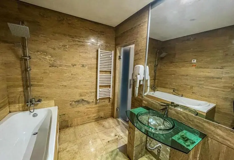デラックスルーム, Katalina Spa Resort