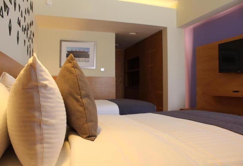 Номер Стандарт 2 Двуспальные Кровати, Mexico Plaza Queretaro