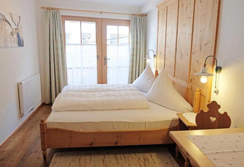 标准间带露台, Garni Hubertushof