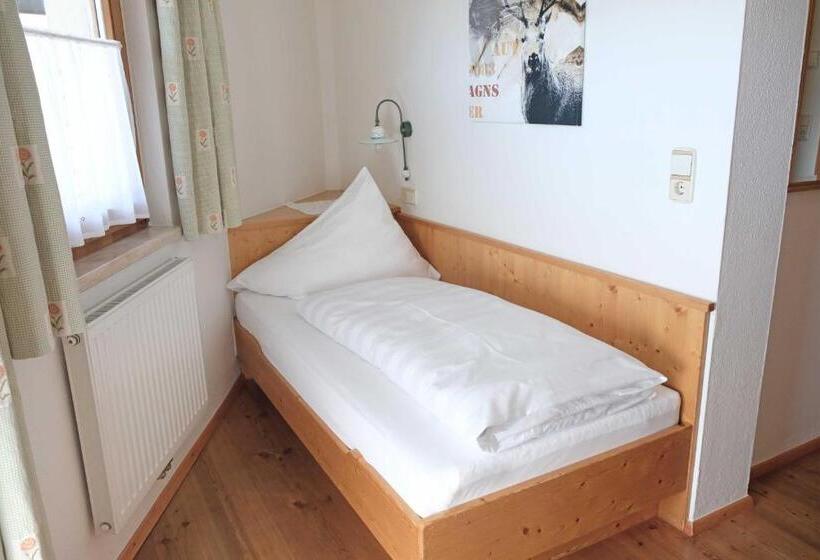 家庭间, Garni Hubertushof