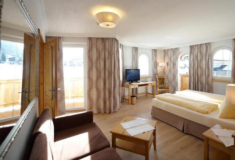 غرفة ديلوكس, Lisa