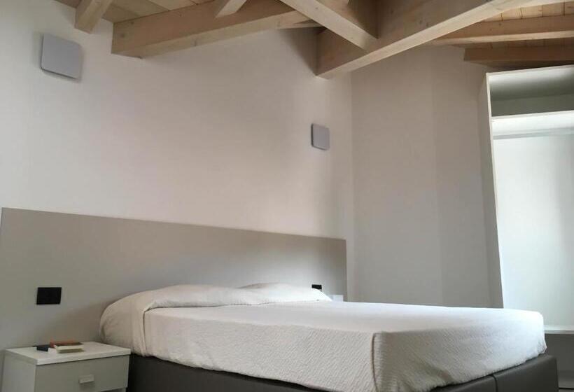 شقة غرفة واحدة, La Corte Room & Relax