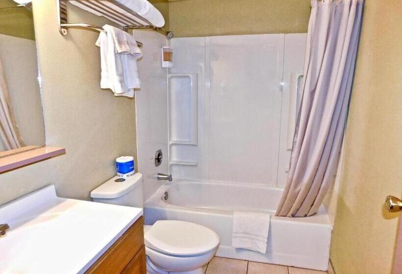 デラックススイート, Americas Best Value Inn & Suites Anchorage Airport