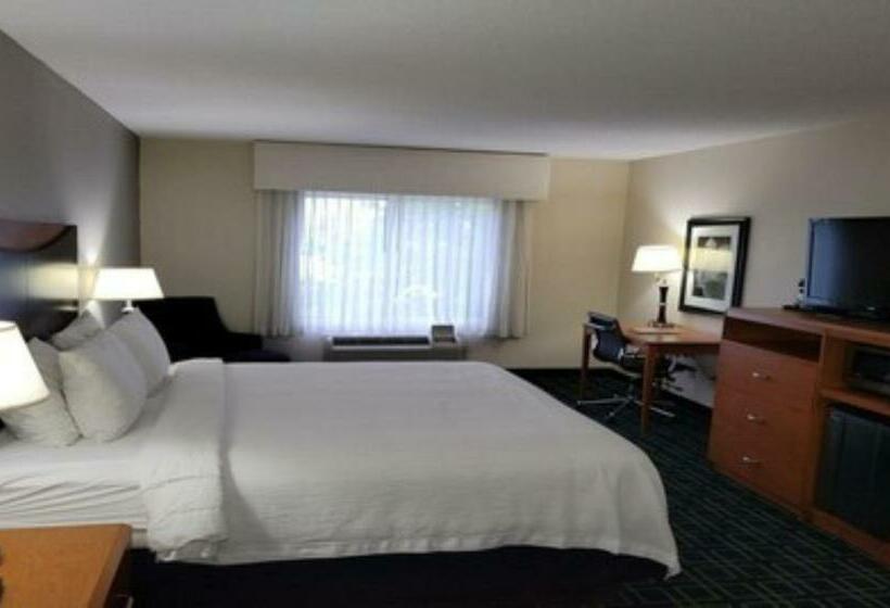 Номер Стандарт Кровать Кинг Адаптированный для Инвалидов, Best Western Louisville South Shepherdsville