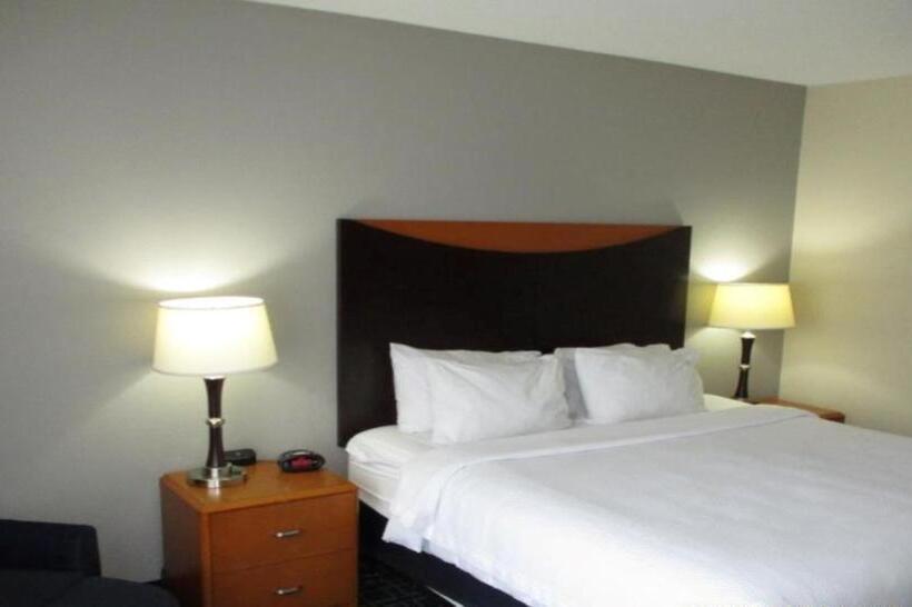 غرفة قياسية سرير كينج, Best Western Louisville South Shepherdsville
