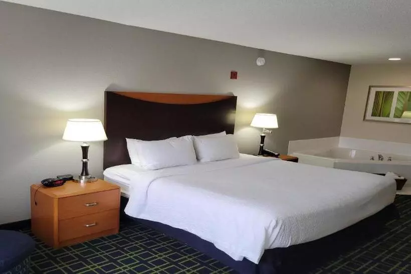 キングサイズベッドのスイートルーム, Best Western Louisville South   Shepherdsville