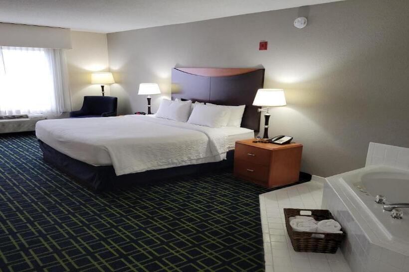 Люкс Кровать Кинг, Best Western Louisville South Shepherdsville