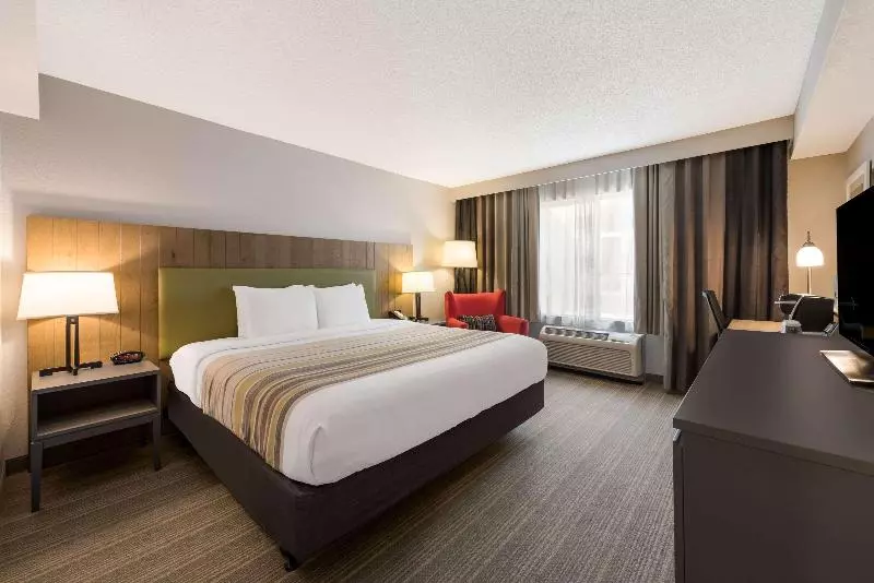 اتاق استاندارد با تخت بزرگ, Country Inn & Suites By Radisson, Wichita East, Ks