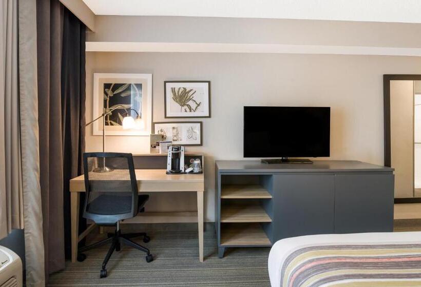 اتاق استاندارد با تخت بزرگ برای معلولان, Country Inn & Suites By Radisson, Wichita East, Ks
