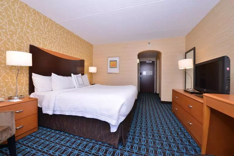 キングサイズベッドのスタンダードルーム, Fairfield By Marriott Rochester Henrietta/university Area