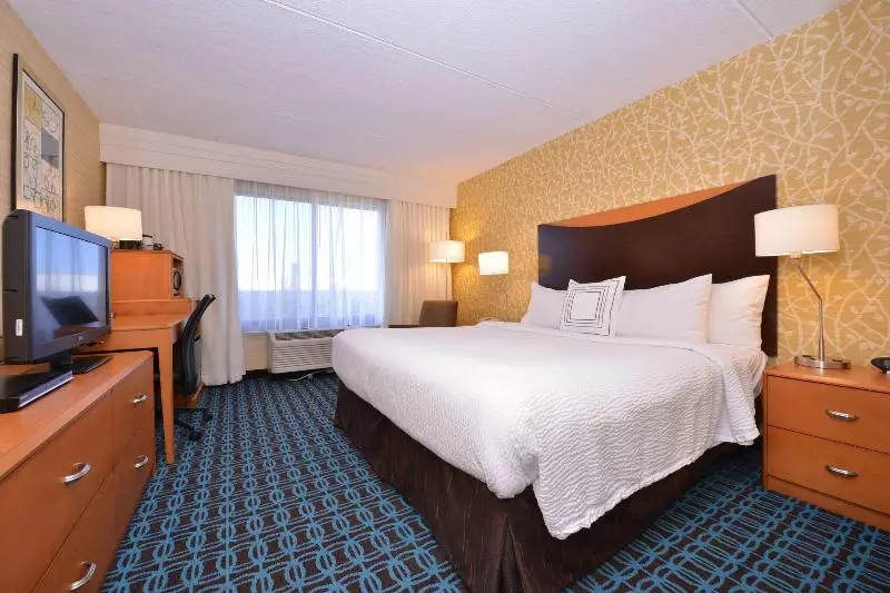 キングサイズベッドのスタンダードルーム, Fairfield By Marriott Rochester Henrietta/university Area