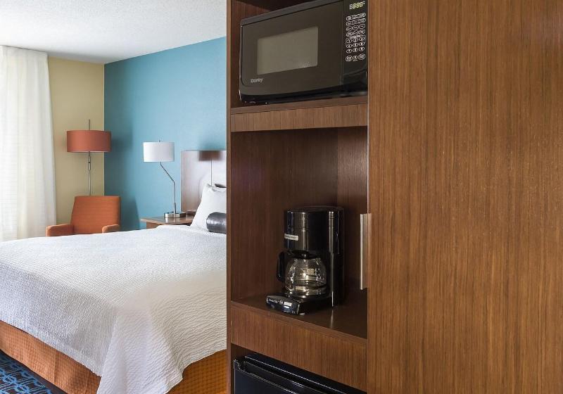 带大床的标准间, Fairfield Inn & Suites Grand Rapids