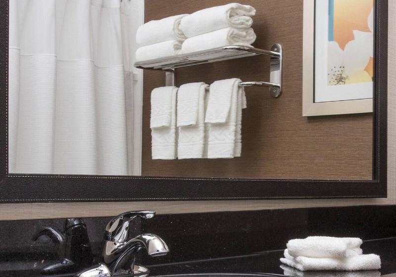 غرفة قياسية سرير كينج, Fairfield Inn & Suites By Marriott Quincy