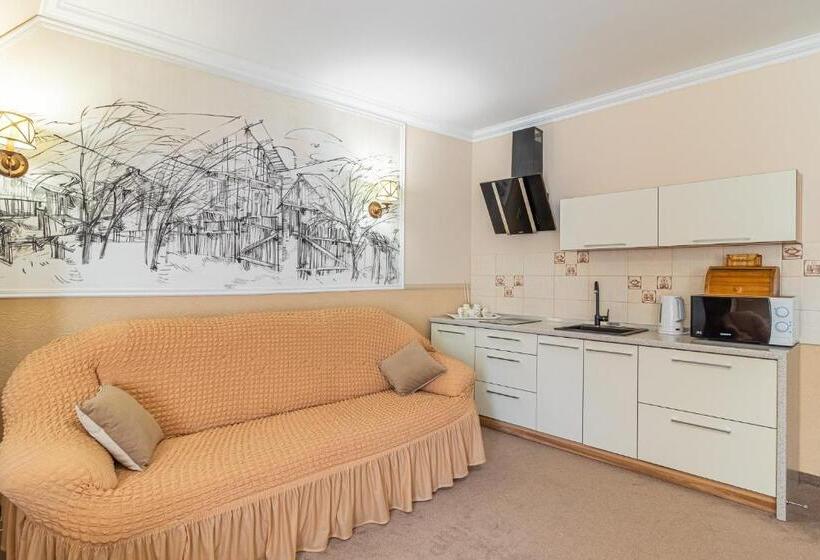 آپارتمان 1 خوابه با چشمانداز, Petros