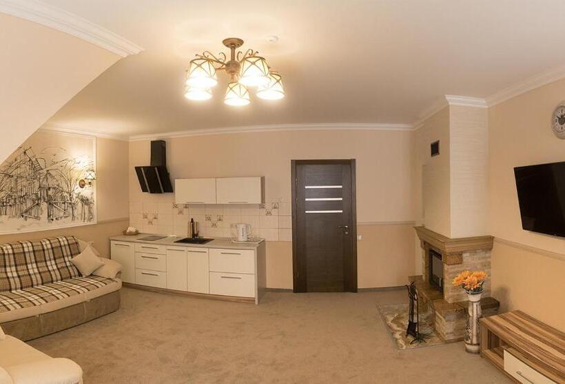 آپارتمان 1 خوابه با چشمانداز, Petros