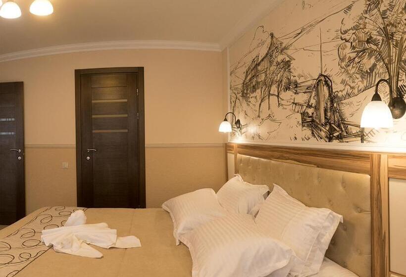 آپارتمان 1 خوابه با چشمانداز, Petros