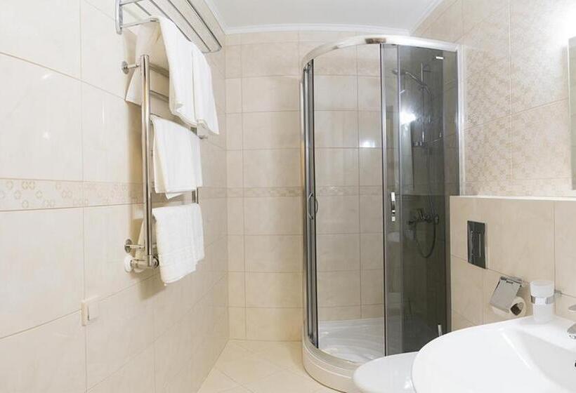 آپارتمان 1 خوابه با چشمانداز, Petros