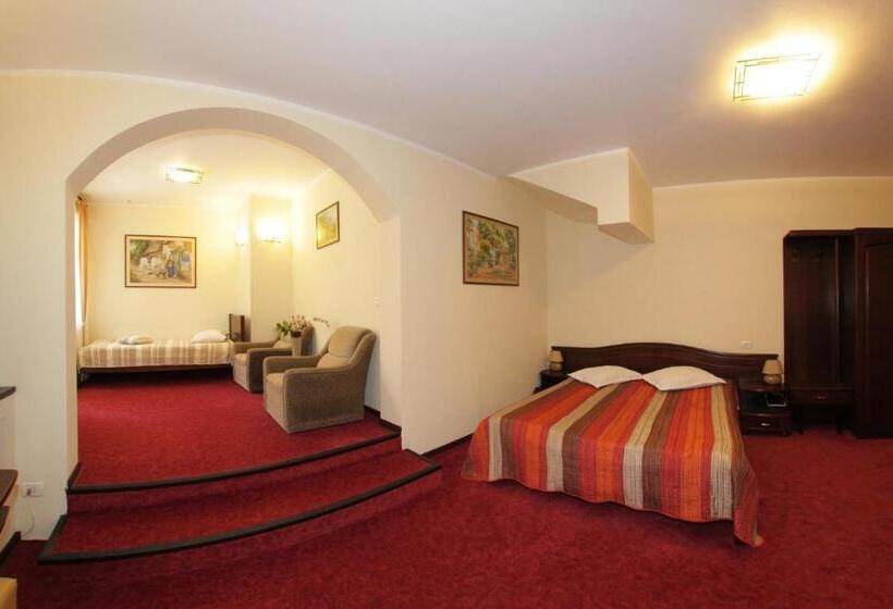 デラックスルーム, Victoria