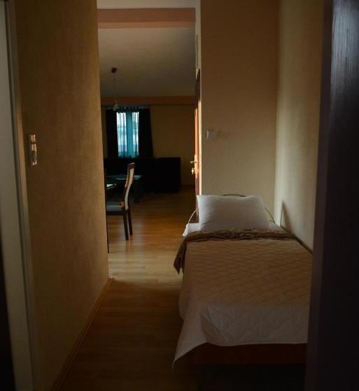 Huoneisto 1 Makuuhuone Parveke, Villa Grand Bitola