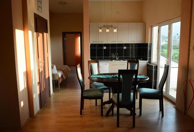آپارتمان 1 خوابه با بالکن, Villa Grand Bitola