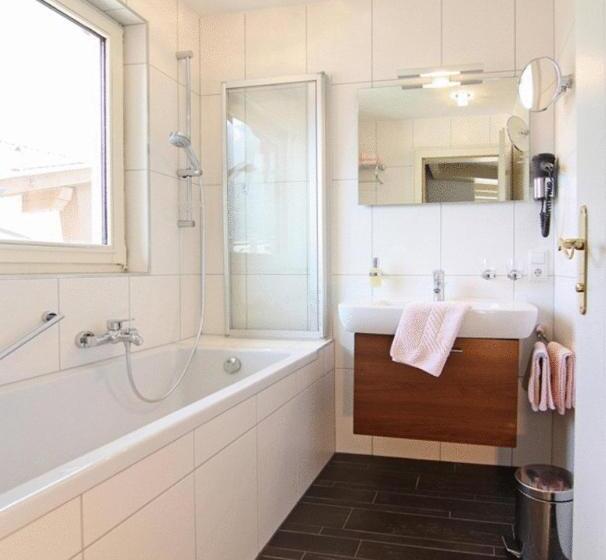 דירת חדר, Aparthotel Krösbacher