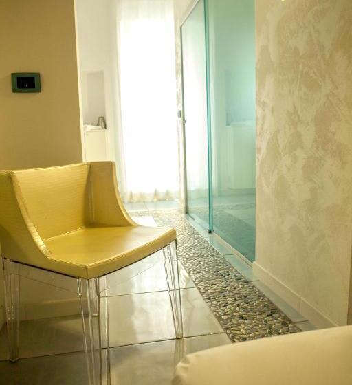 اتاق استاندارد, Vingt Sept