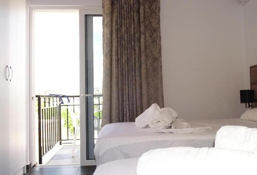 Номер Стандарт, Piazza