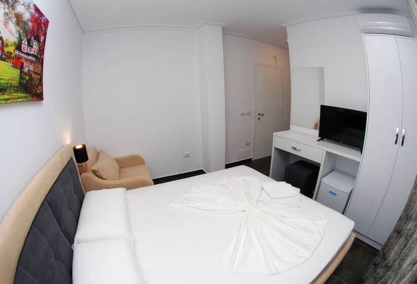 Номер Стандарт с Балконом, Piazza