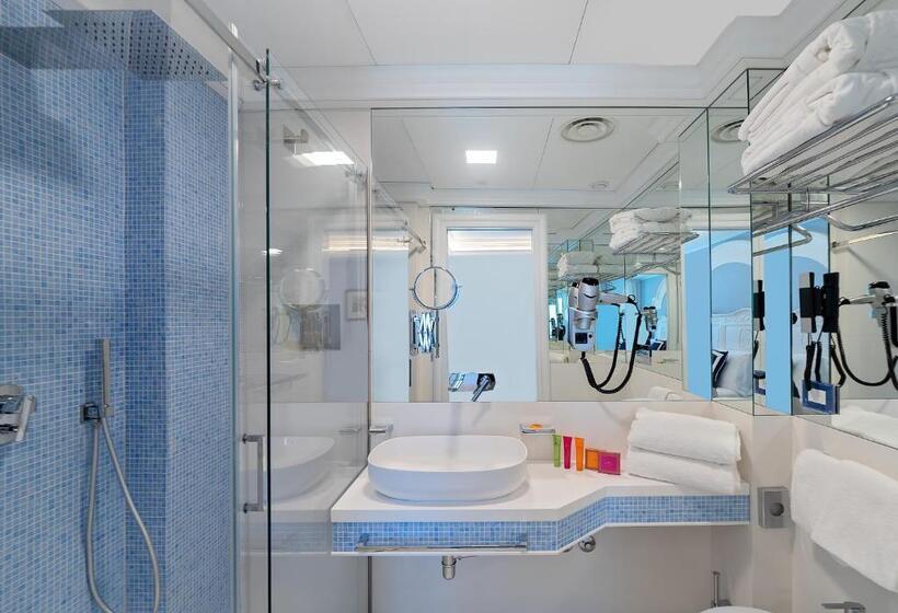 スーペリアールーム, Piazzetta Diefenbach