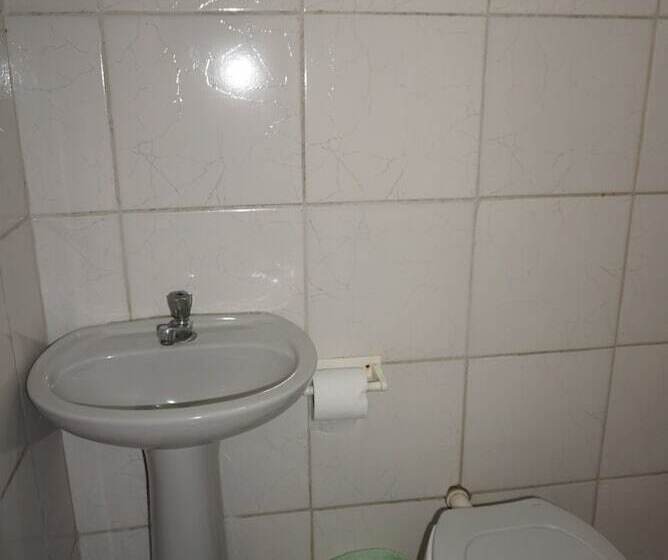 Quarto Triplo Basic, Pousada Orquidario