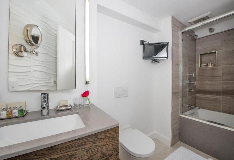 Номер Deluxe Вид на Море, Relais Chateaux Camden Harbour Inn