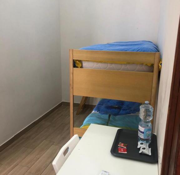 اتاق استاندارد چهار تخته, La Casa Di Fafa