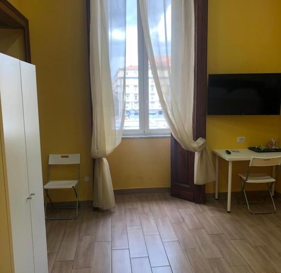 اتاق استاندارد سه نفره, La Casa Di Fafa