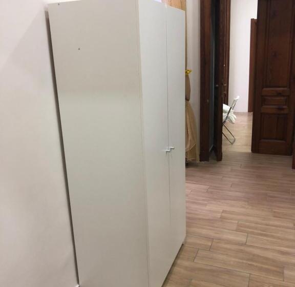 اتاق استاندارد چهار تخته, La Casa Di Fafa