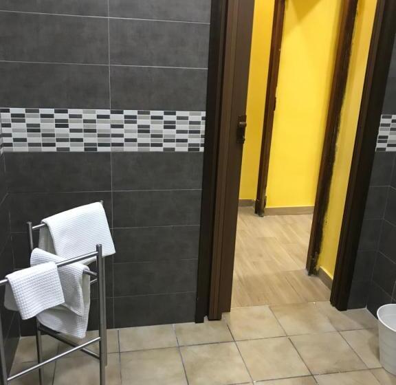 اتاق استاندارد سه نفره, La Casa Di Fafa