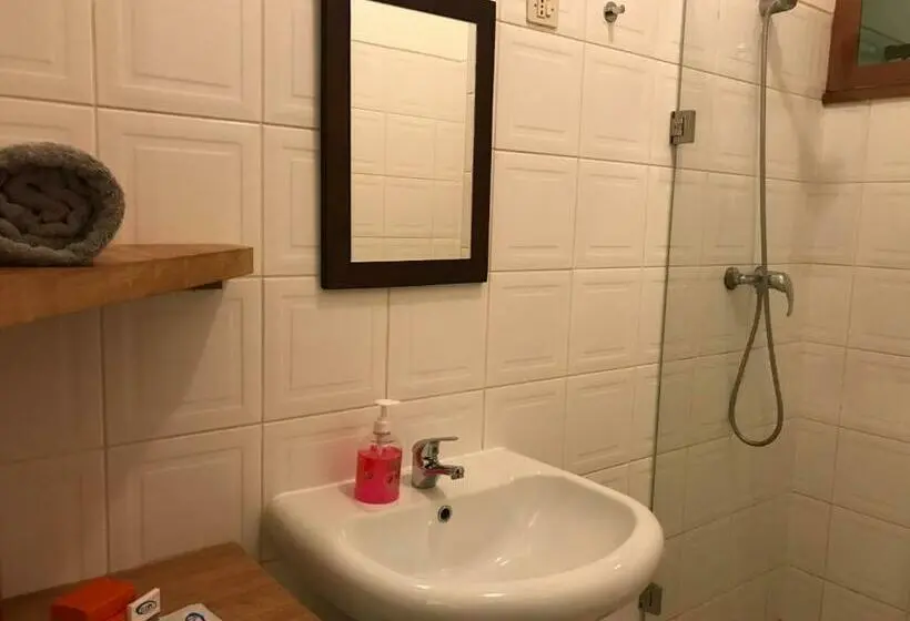 اتاق لوکس, Blue Eagle Guesthouse